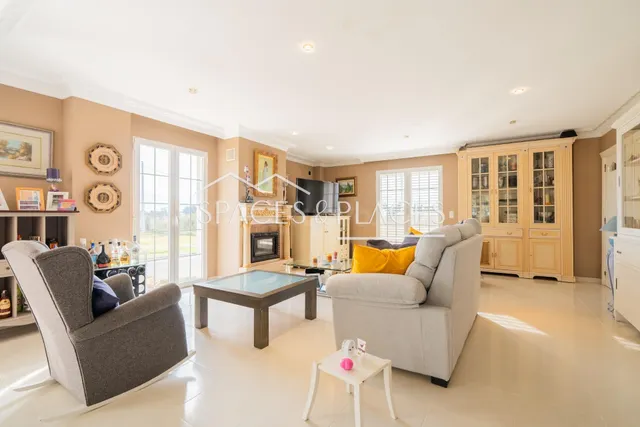 Se vende terreno de 10 400 m2 con dos casas y un huerto de n - foto 3
