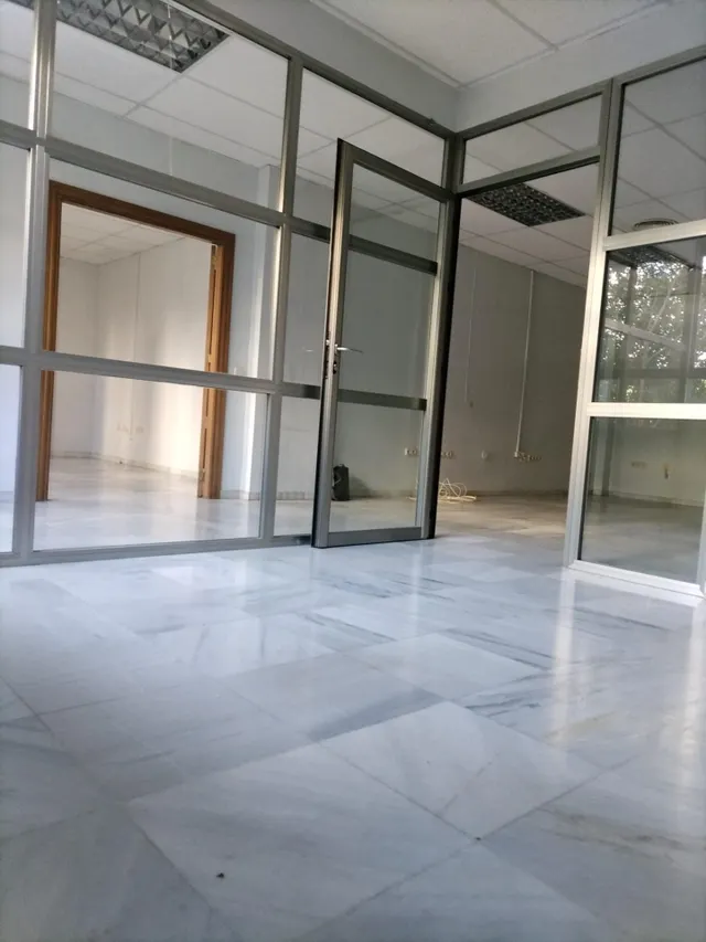 OPORTUNIDAD LOCAL EN  VENTA FERROCARRIL DEL PUERTO! POSIBILIDAD DE CAMBIO DE USO A VIVIENDA, 90 METROS, ASCENSOR, LUMINOSO, 2 GARAJES, 2 TRASTEROS, MEJOR VER... — 8