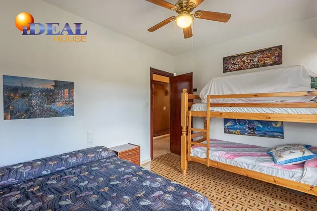 Gran casa con parcela y piscina en Cájar — 19