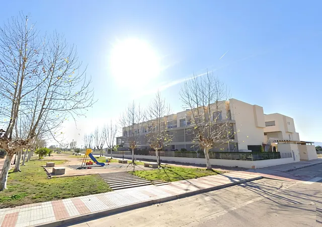 Residencial La Llum II: apartamentos de obra nueva junto al 