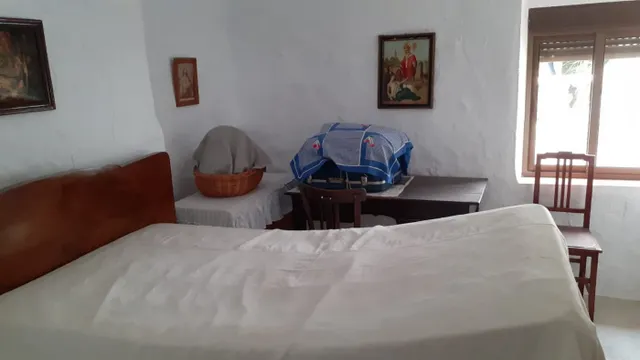 GRAN CASA FAMILIAR DE SIETE habitaciones EN SOMONTÍN, (ALMERÍA). — 25
