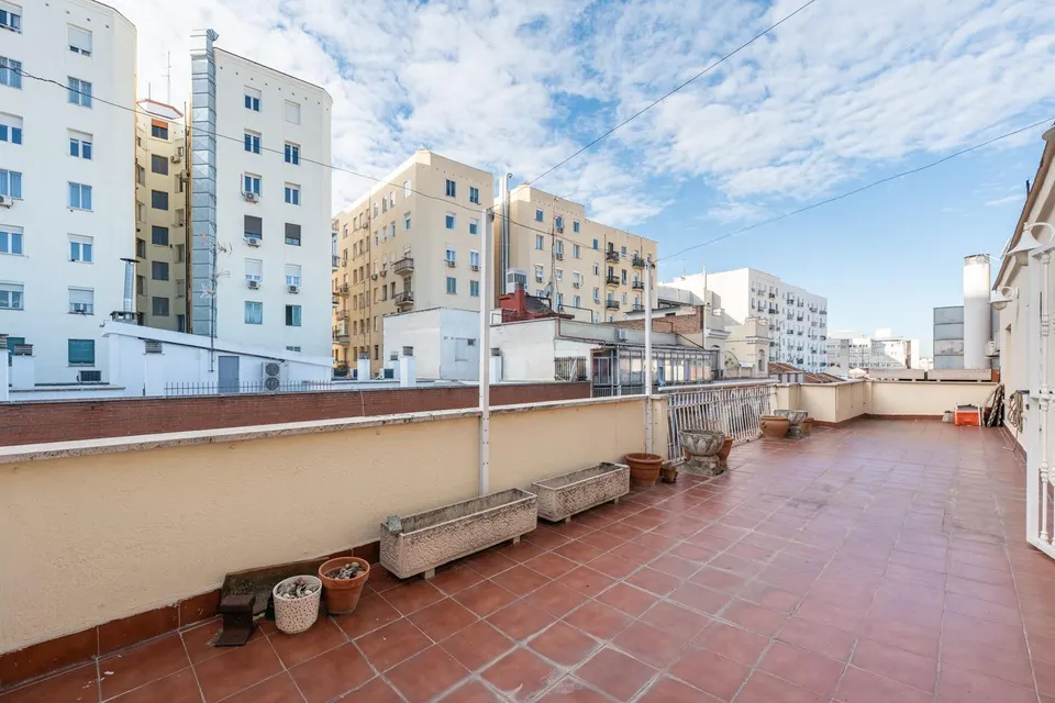 Espectacular ático con gran terraza y trastero en bellas vistas
