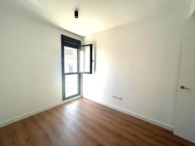 Piso 2 habitaciones 66m² en alquiler - López de Gomara — 23