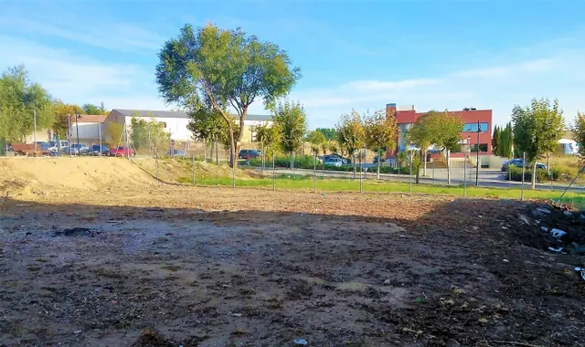 SOLAR URBANO EN VENTA EN SIMANCAS - foto 3