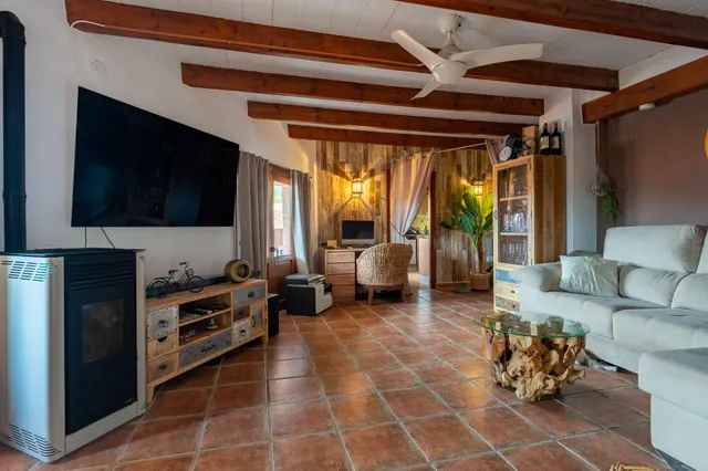 Local comercial 6 habitaciones 426m² en venta - Comunidad valenciana — 38