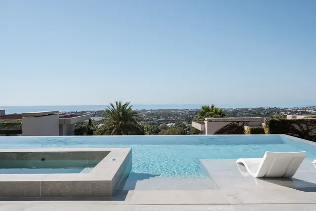 Chalet 6 habitaciones 943m² en venta - Costa Del Sol — 48
