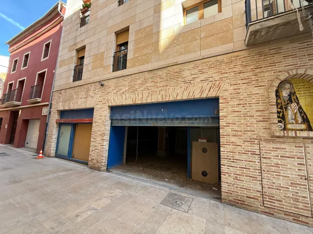 SE ALQUILA LOCAL COMERCIAL DE 840 M2 - foto 3