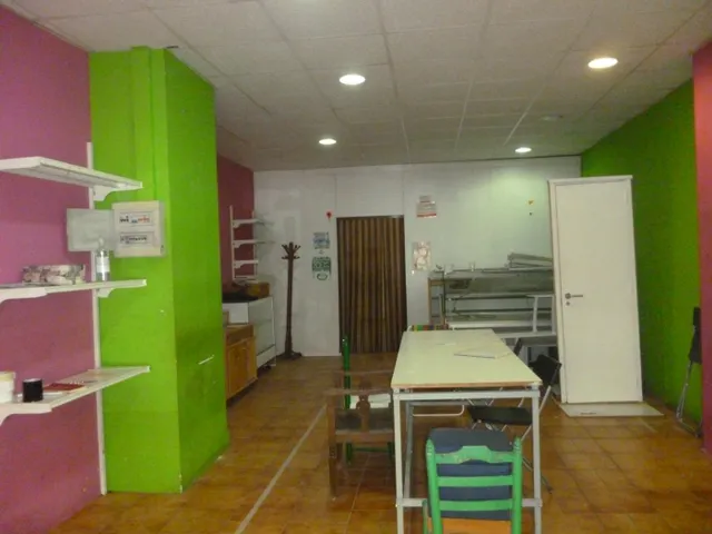 Local comercial en Avda. Almaig - Ontinyent - foto 2