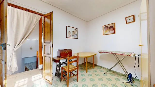 PRECIOSA Y ESPECTACULAR  CASA EN CHIVA  . OJO INVERSORES!!! — 43