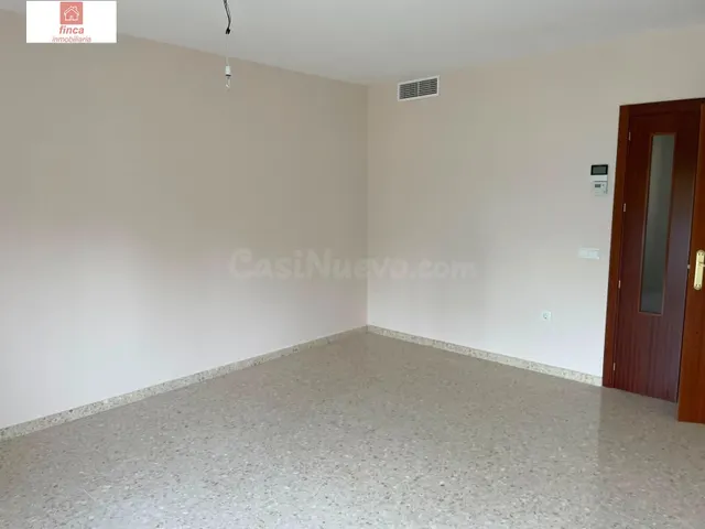 ALQUILER PISO EN BADAJOZ, DETRAS HOSPITAL UNIVERSITARIO, PIS - foto 5
