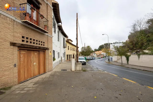 SE VENDE TERRENO URBANO PLURIFAMILIAR ZONA REAL DE CARTUJA Y JARDINES DEL TRIUNFO — 21