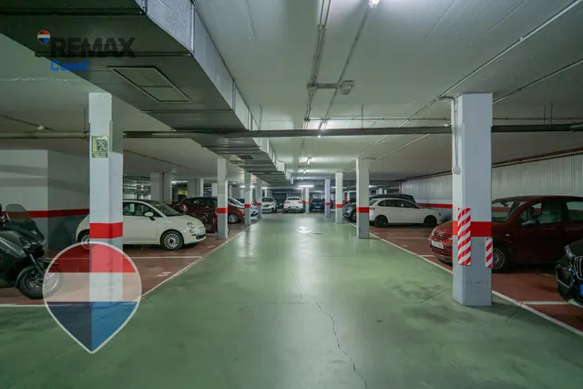 EXCEPCIONAL PISO EN PARQUE LITORAL. — 42