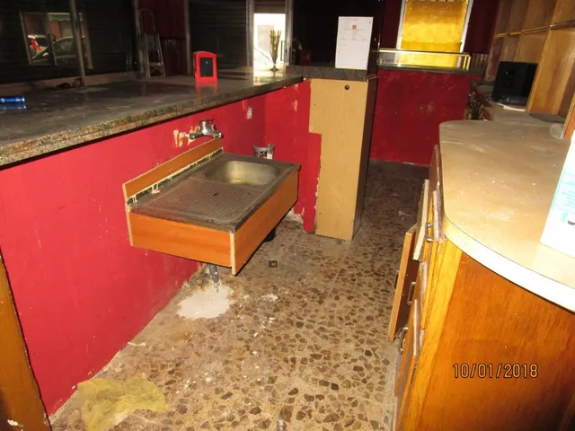 Urbis te ofrece un local comercial en la zona de la Estación - foto 5