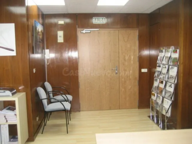 Oficina 160m² en alquiler - Cuatro Caminos - foto 5