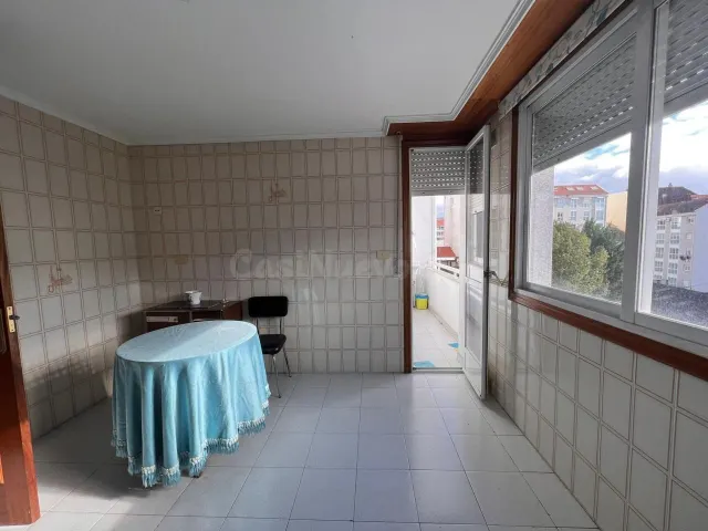 Amplio Piso en Venta en A Ponte, Ourense por €195.000 - foto 3