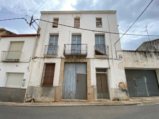 Casa señorial con gran jardín en La Galera — 2