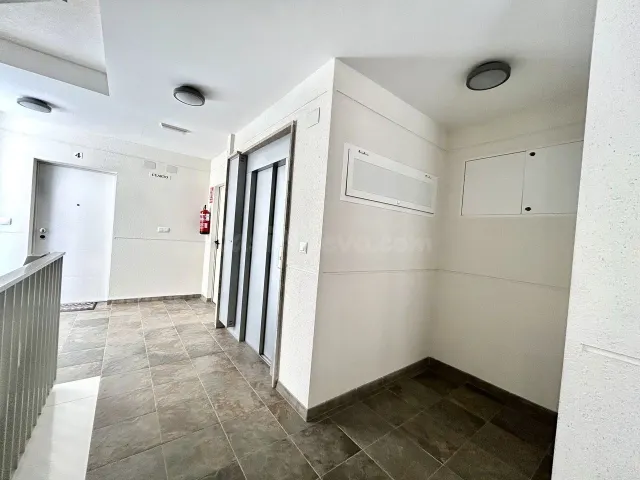 Ático moderno con vistas al mar y solárium privado en Los Dolses — 23