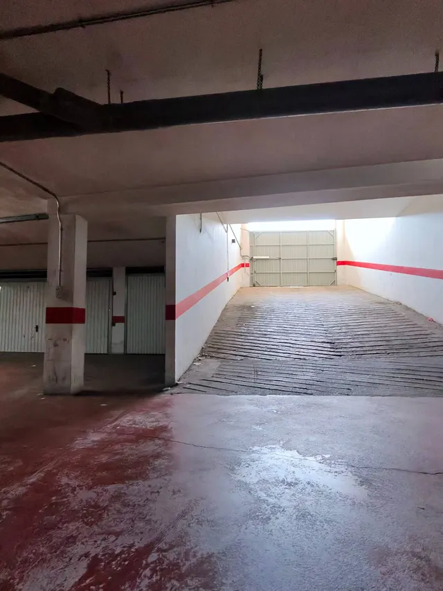 Piso de 3 dormitorios con garaje, terraza y ascensor en San Javier — 24