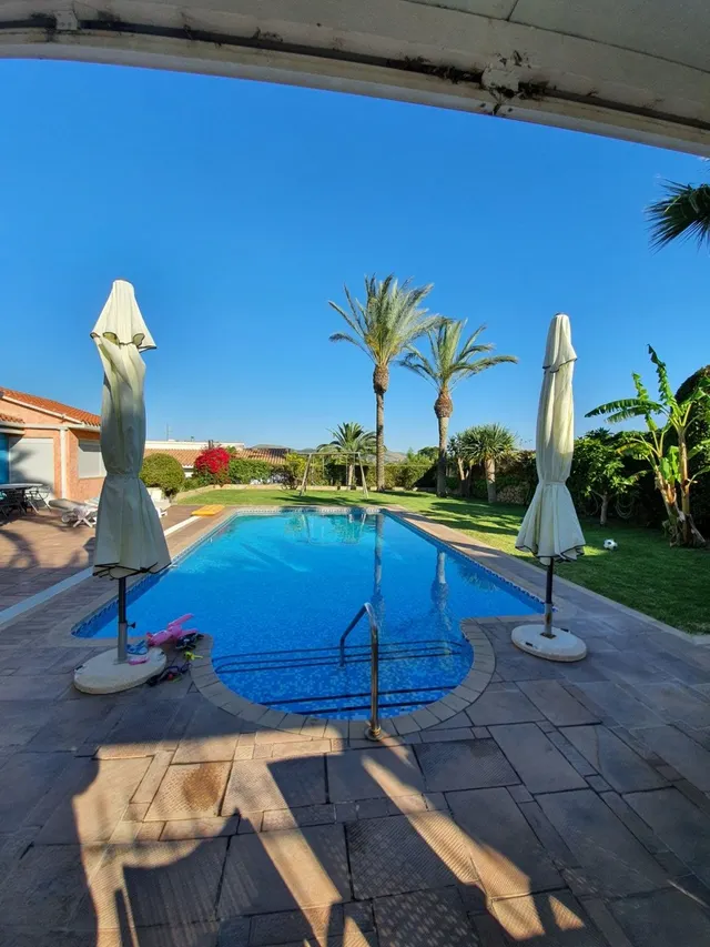 Chalet individual en una de las urbanizaciones mas exclusivas de Benidorm — 9