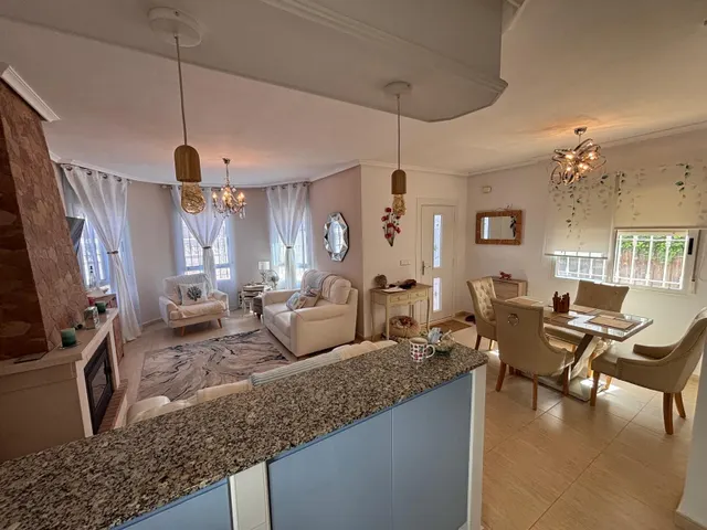 Villa 3 habitaciones 108m² en venta - EL RASO — 18