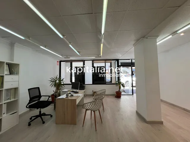 Local comercial a la venta en Ontinyent - foto 4