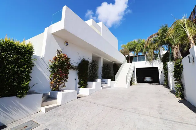 Chalet 5 habitaciones 252m² en venta - Riviera del sol — 28