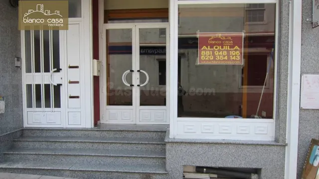 Local comercial de 40m2 en el centro de Carballo - foto 2