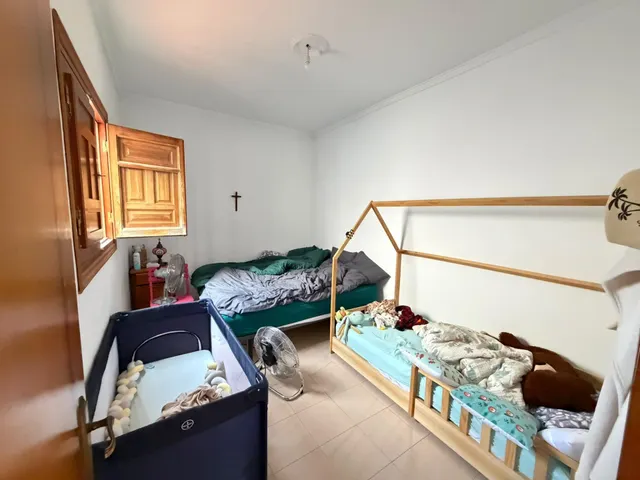 Amplia Casa en Alameda, Andalucía - Ideal para Entrar a Vivir — 26