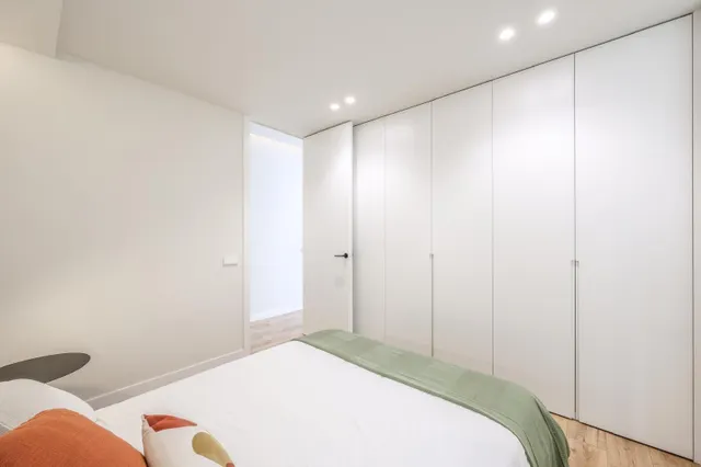 Exclusiva vivienda de lujo en planta alta con orientación sur junto al retiro — 28