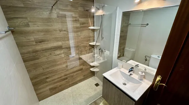 Exclusivo Piso en Primera Línea de Playa con Vistas al Mar en Valdelagrana (El Puerto de Santa María) | Ref: DLR00267 — 45
