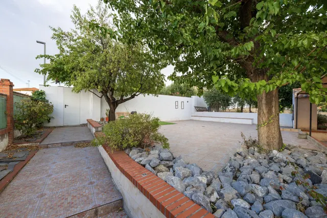 Casa 2 habitaciones 68m² en venta - Otura — 35