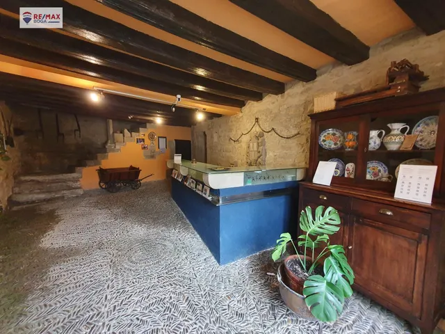 OPORTUNIDAD DE HOTEL EN UN ENTORNO DE ENSUEÑO — 34
