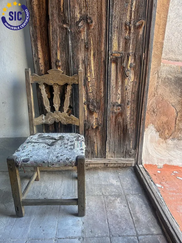 Casa de planta baja y dos alturas en el centro de Castellón, zona Tascas, junto a Fadrell, Borrull ideal para restauración o para vivienda. — 37