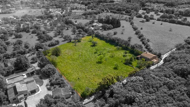 Finca rústica con carácter tradicional y terreno de 7.500 m2 - foto 2