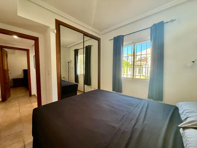 Espectacular villa independiente con piscina privada — 35
