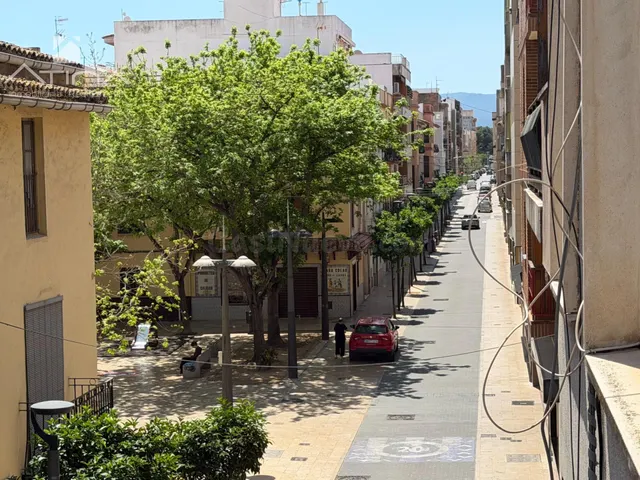 Piso situado en el centro de Gandia junto al Paseo y Plaza P