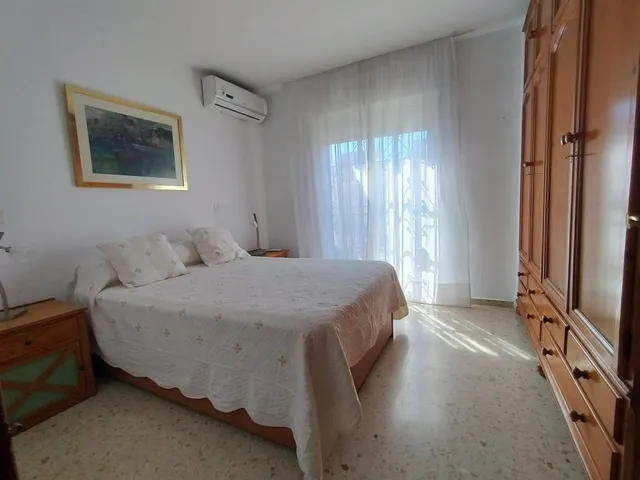 SE ALQUILA ADOSADO EN FUENGIROLA — 11