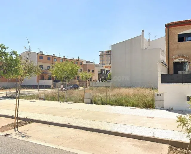 ALG020 - SOLAR DE 136M2 EN LA CALLE ALBOTAINA DE ALGEMESÍ (Z