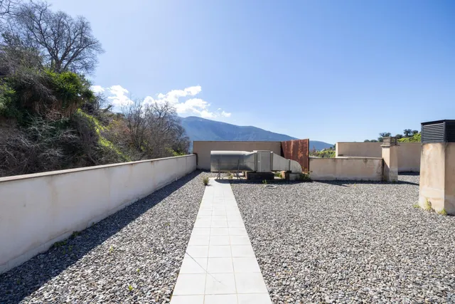 SE VENDE PISO VPO EN ÓRGIVA – EN PLENO CORAZÓN DE LA ALPUJARRA — 32