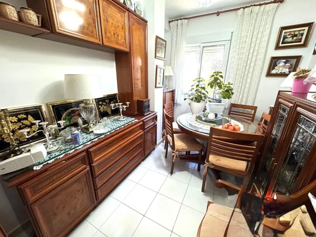 Amplia Vivienda de 4 habitaciones — 10