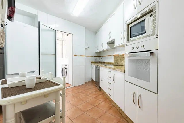 Vivienda de 3 dormitorios con terraza en calle del Pilar, centro de Murcia. — 5