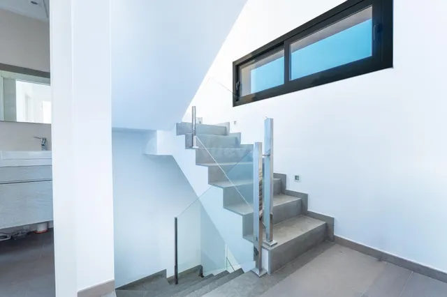 VILLA MODERNA CON PISCINA PRIVADA Y ESPECTACULAR SOLARIUM | CIUDAD QUESADA — 24