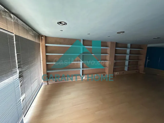 SE VENDE OFICINA EN ZONA COLÓN - foto 3