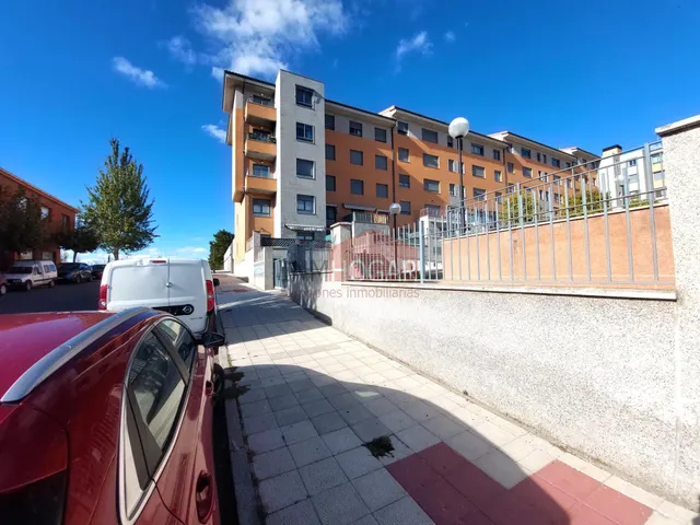 Vivienda accesible en hervencias, con patio, garaje, trastero y ascensor (actualmente alquilada) — 40