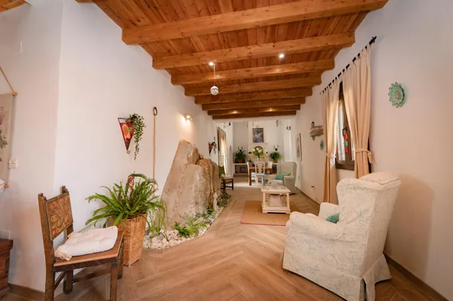 Casa de Campo Reformada en Villanueva de la Concepción: Paz, Elegancia y Vistas Únicas — 39