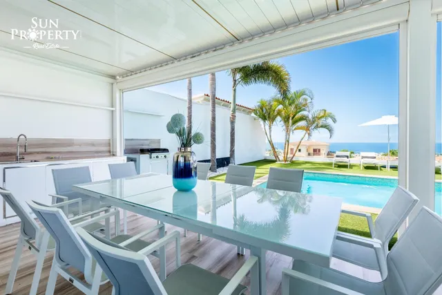 VILLA DE LUJO CON VISTAS AL MAR EN COSTA ADEJE – EL MADROÑAL - foto 4