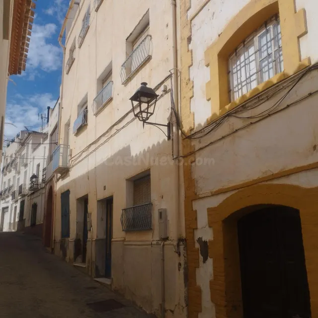 SE VENDE CASA DE SIETE habitaciones EN SERÓN ( ALMERÍA ).