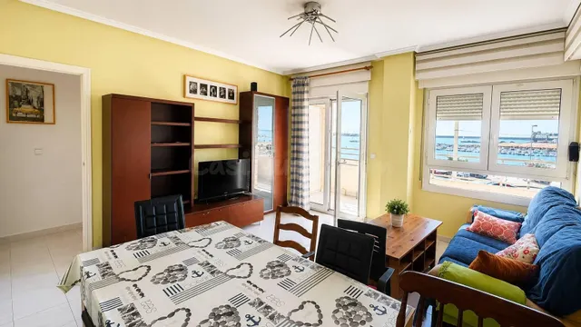 ¡PRIMERA LINEA! 3 habitaciones CON VISTAS AL MAR — 4
