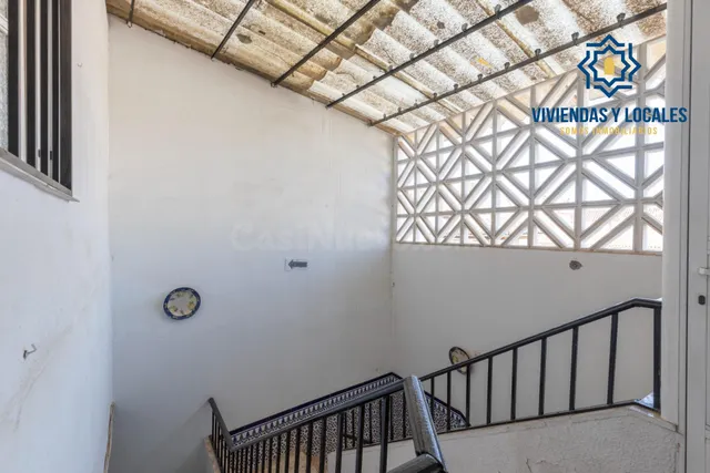Edificio en venta completo junto a Gran Vía- Bajo Albaicín — 7