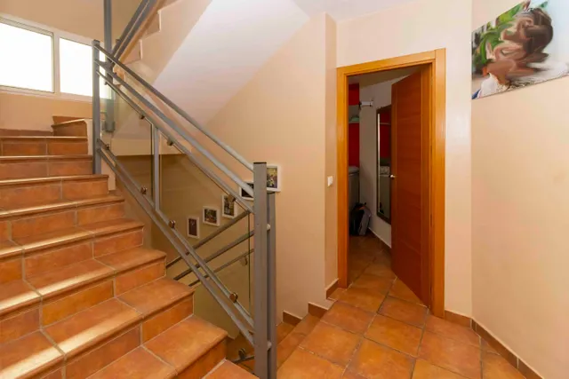 Amplia Casa en Badajoz - Ideal para Familias (Bda San Miguel) — 32